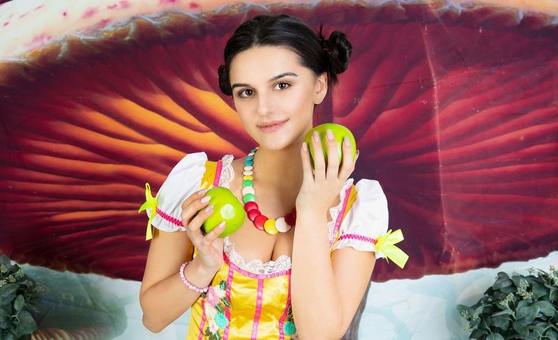 Надежда, 24 года, 8 размер груди